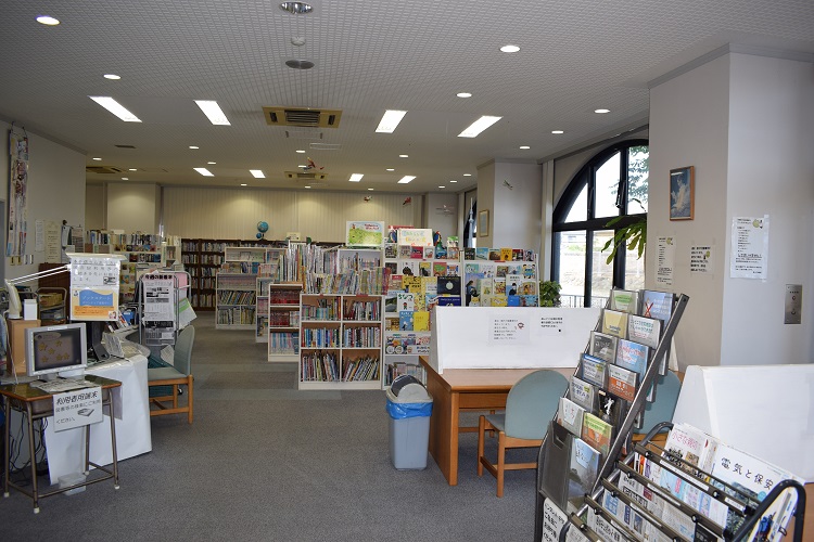 築上町図書館の画像