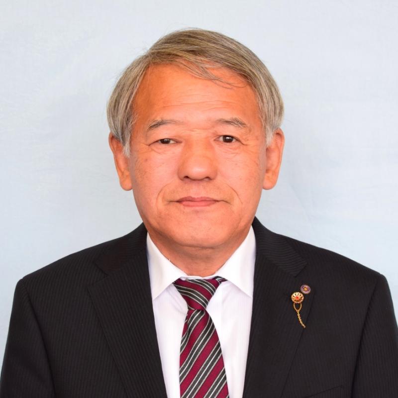 12.信田 博見