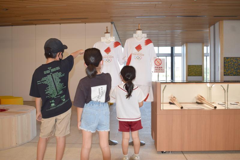 展示04